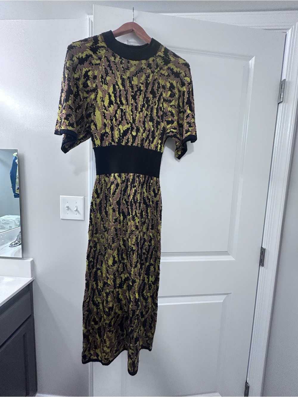 kate spade Black and Olive Patterned Midi Dress with Fitted Waist